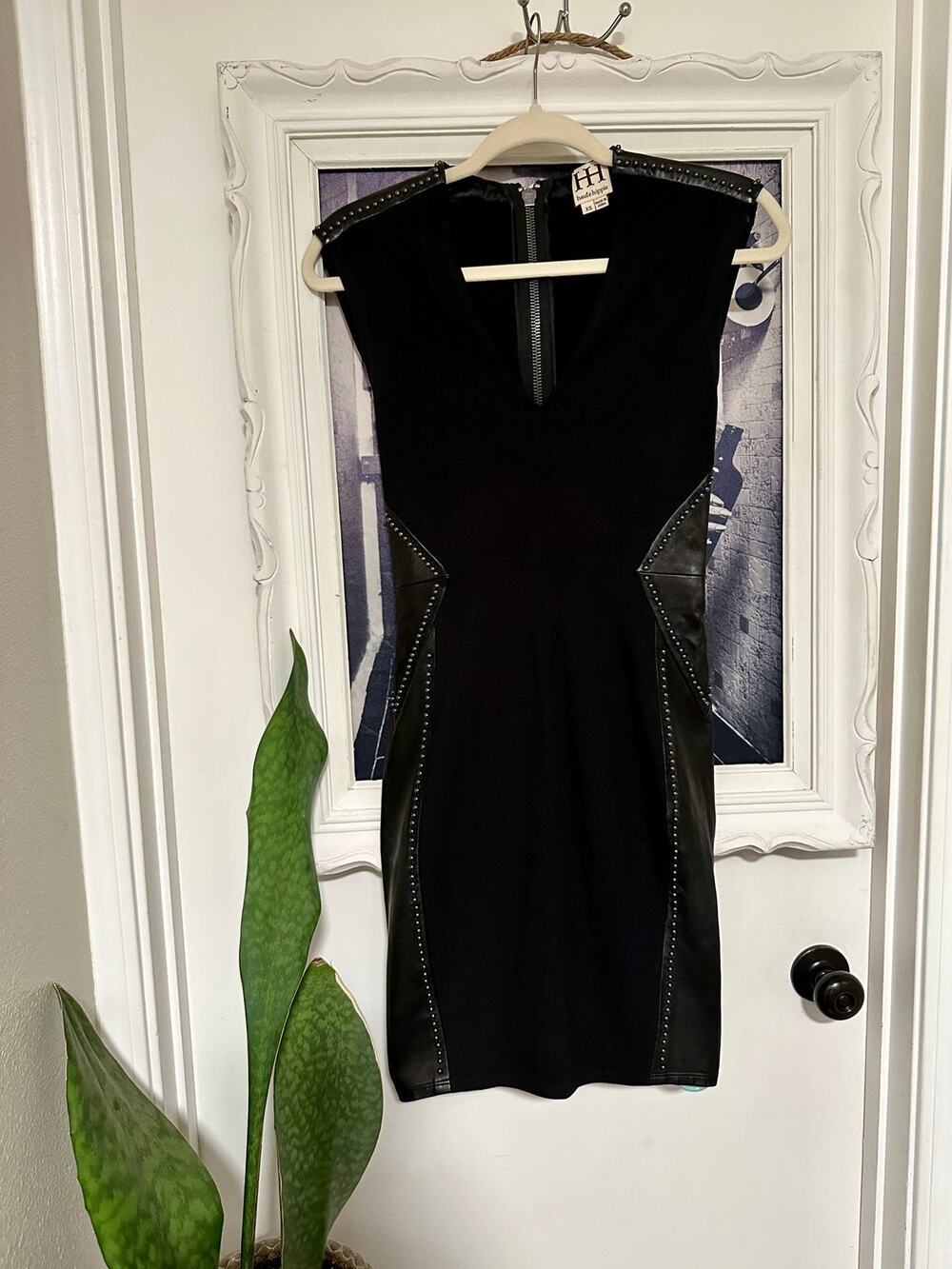 0000 Haute Hippie Black Studded Leather Panel Bodycon Dress V-Neck Ponte Mini